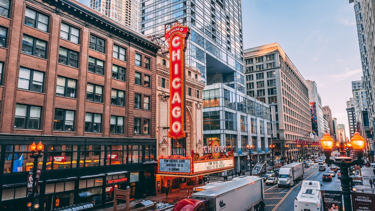 Injured in a Truck Accident in Chicago? Here’s Why You Need a Lawyer