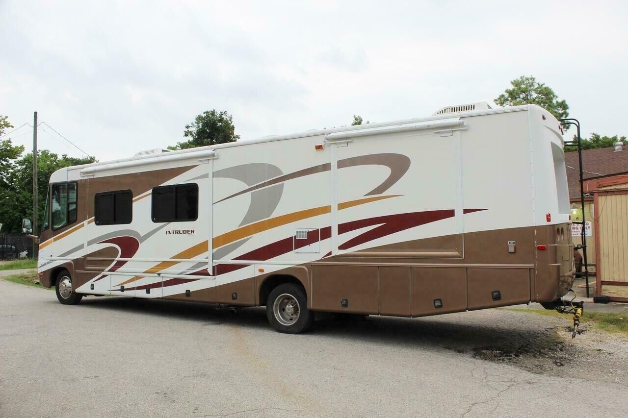 Renting Your First RV