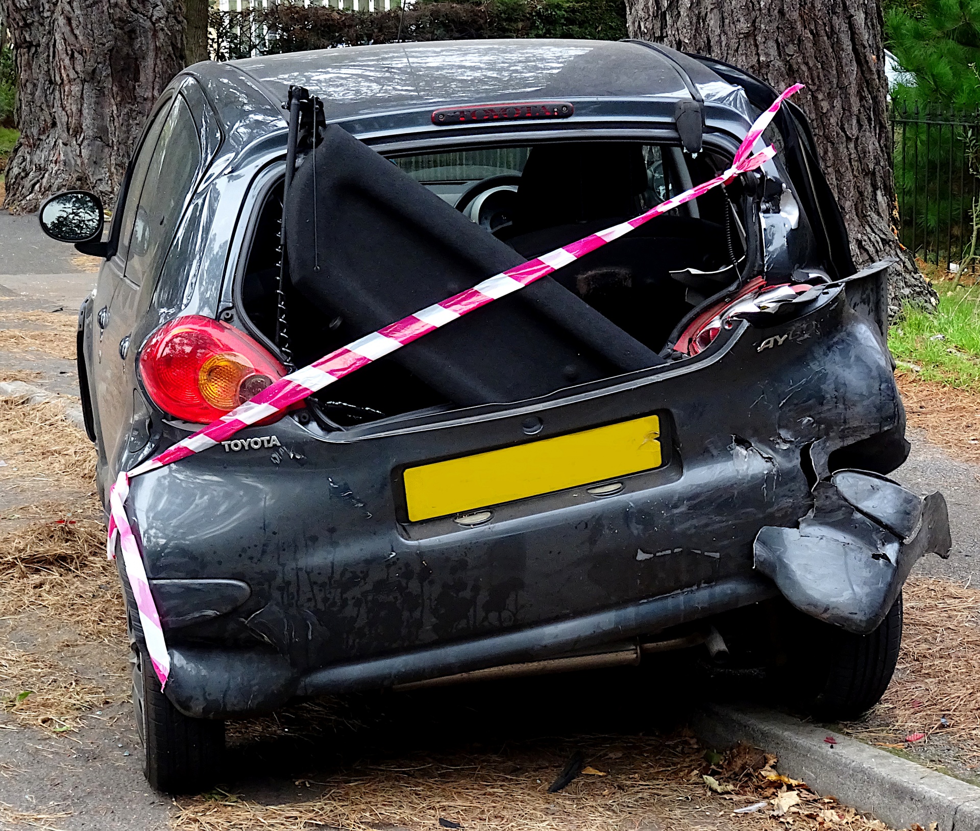 What to do at the scene of the accident