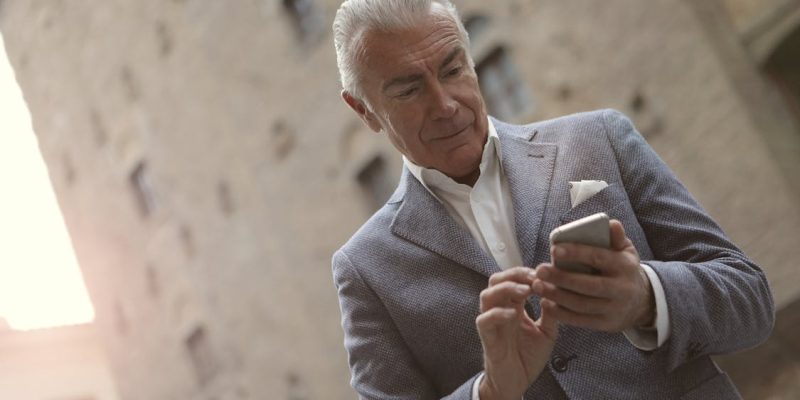 The Best Cell Phone Plans for Seniors 2023